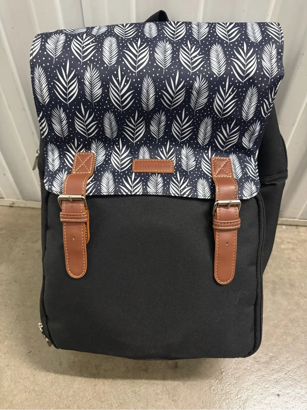 Insulated Black Patterned Picnic Wine Set Backpack with Glasses and Cutlery
